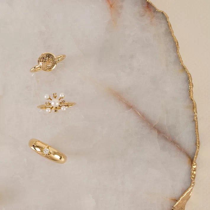Anel Vega com Quartzo em Ouro Amarelo 18K - Image 3